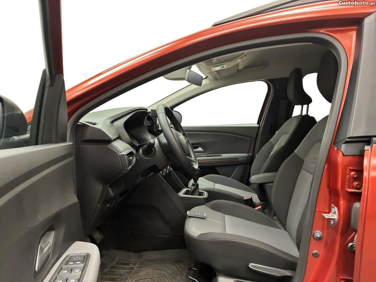 Dacia Jogger 1.0 TCe SL Extreme 7L — fotografia 7