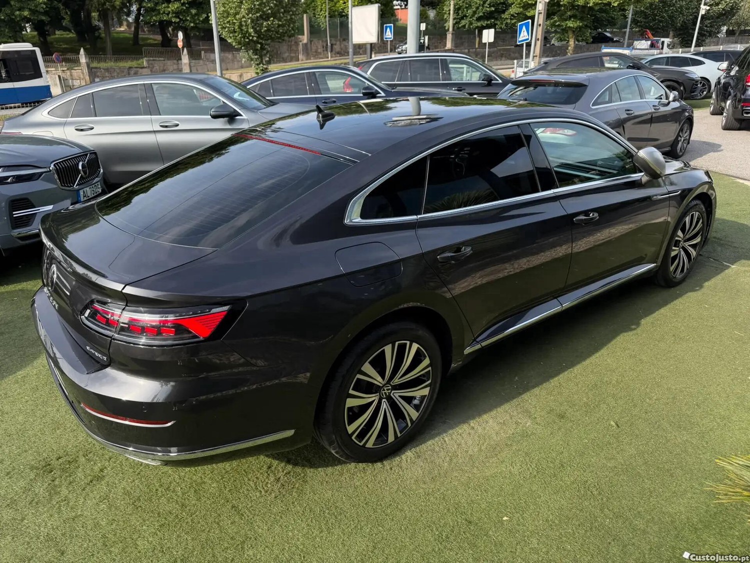 Volkswagen Arteon 1.4 TSI eHybrid Elegance — fotografia 22