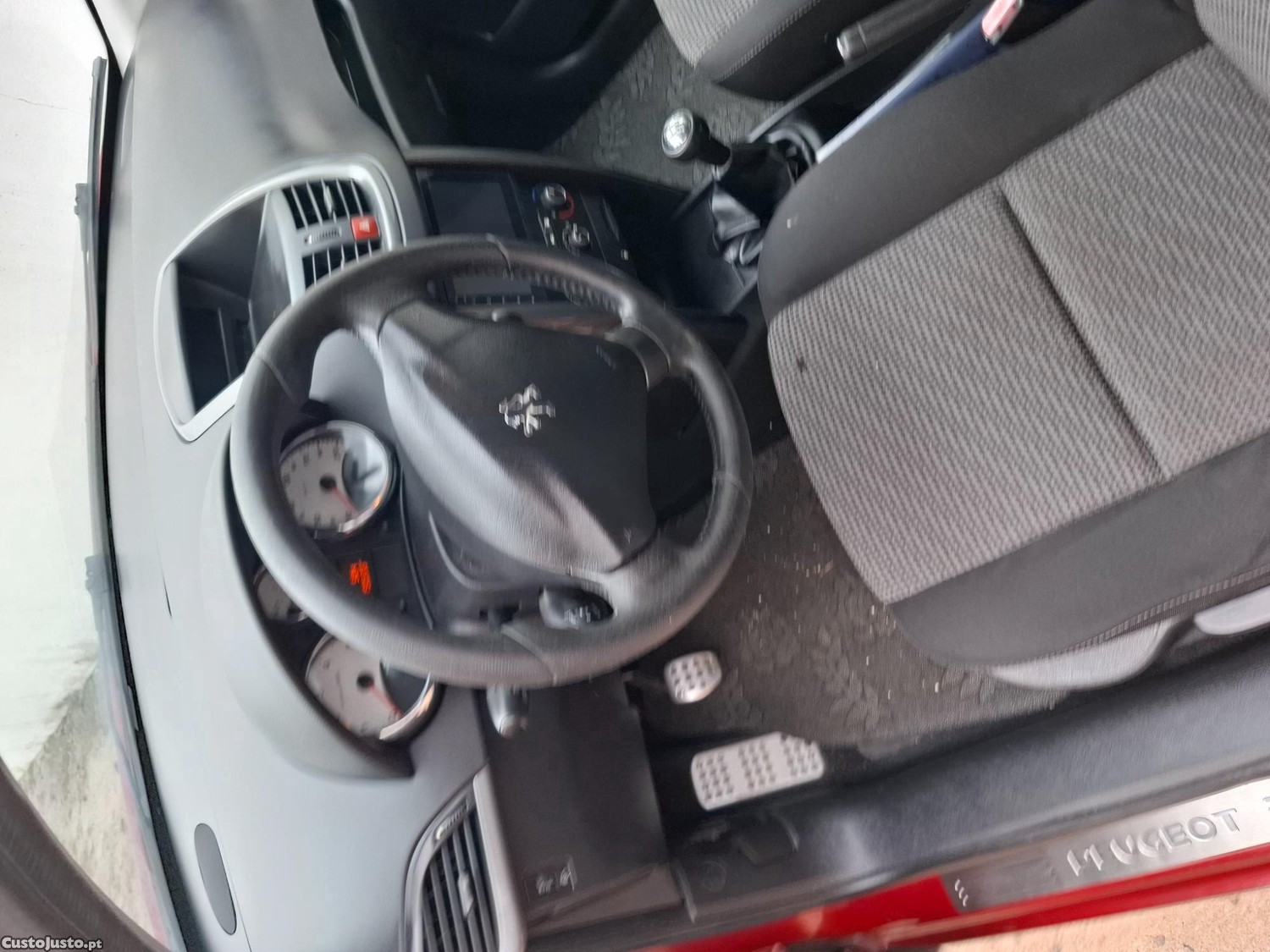 Peugeot 207 1.4HDI DE 3, 2011 — fotografia 11
