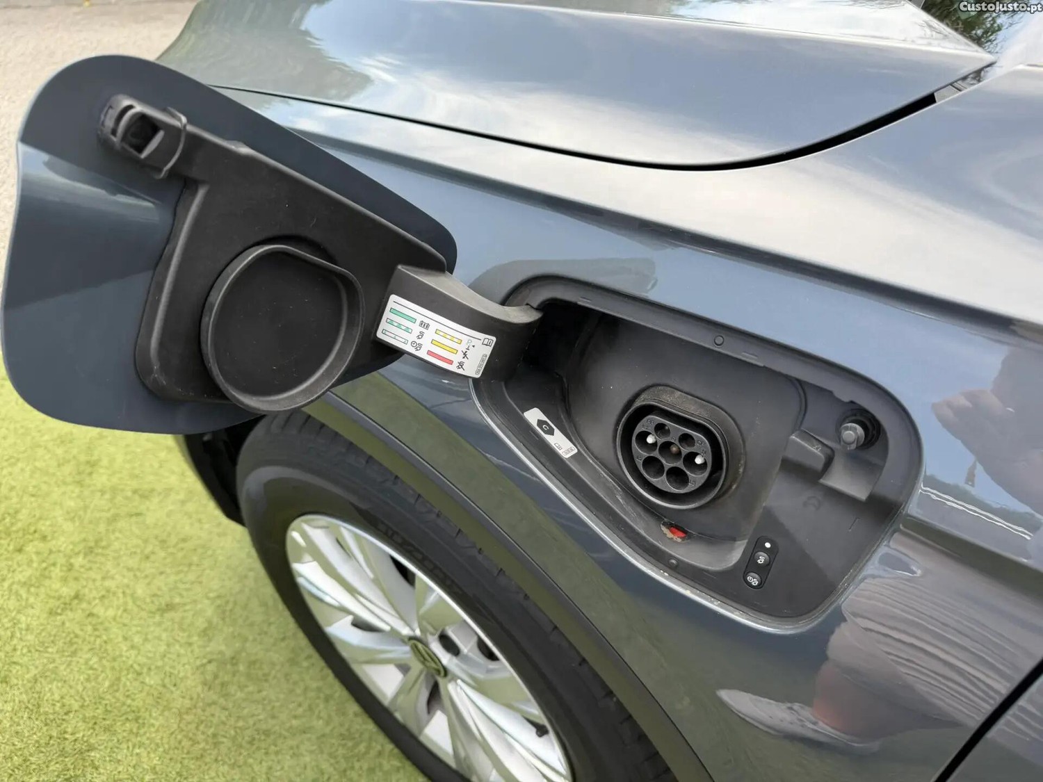 Volkswagen Tiguan 1.4 TSI eHybrid Life DSG — fotografia 30