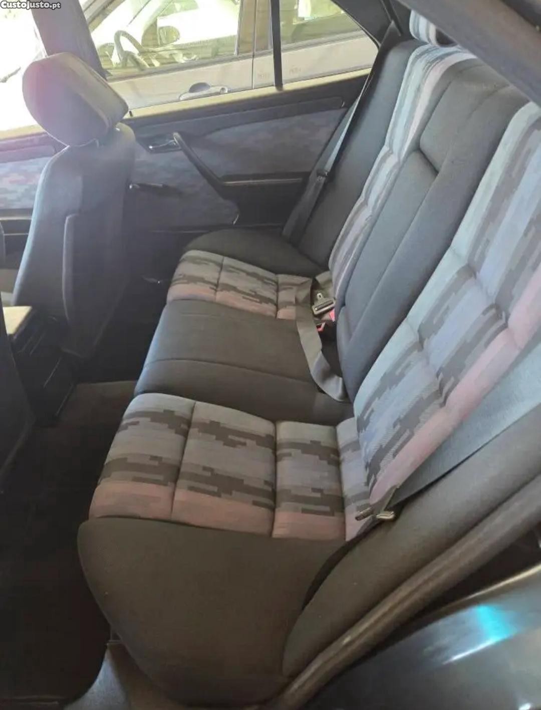 Mercedes-Benz C 200 W202 — fotografia 4