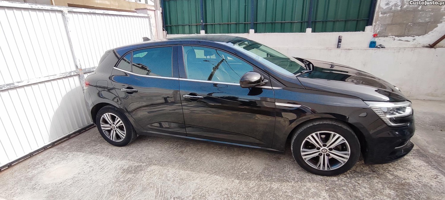 Renault Mégane 1.5 Blue dCi Intens — fotografia 7
