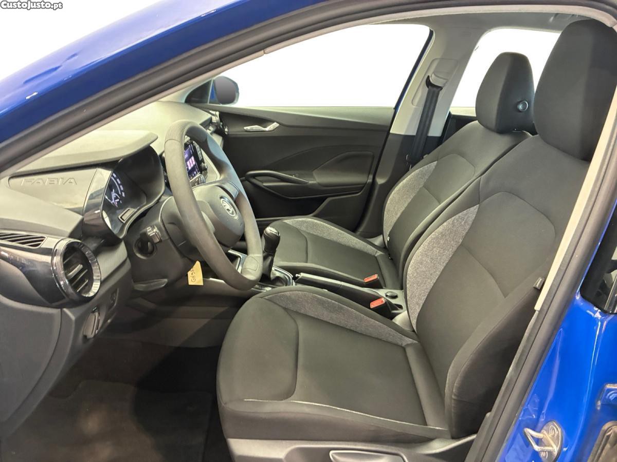 Skoda Fabia 1.0 Active — fotografia 7