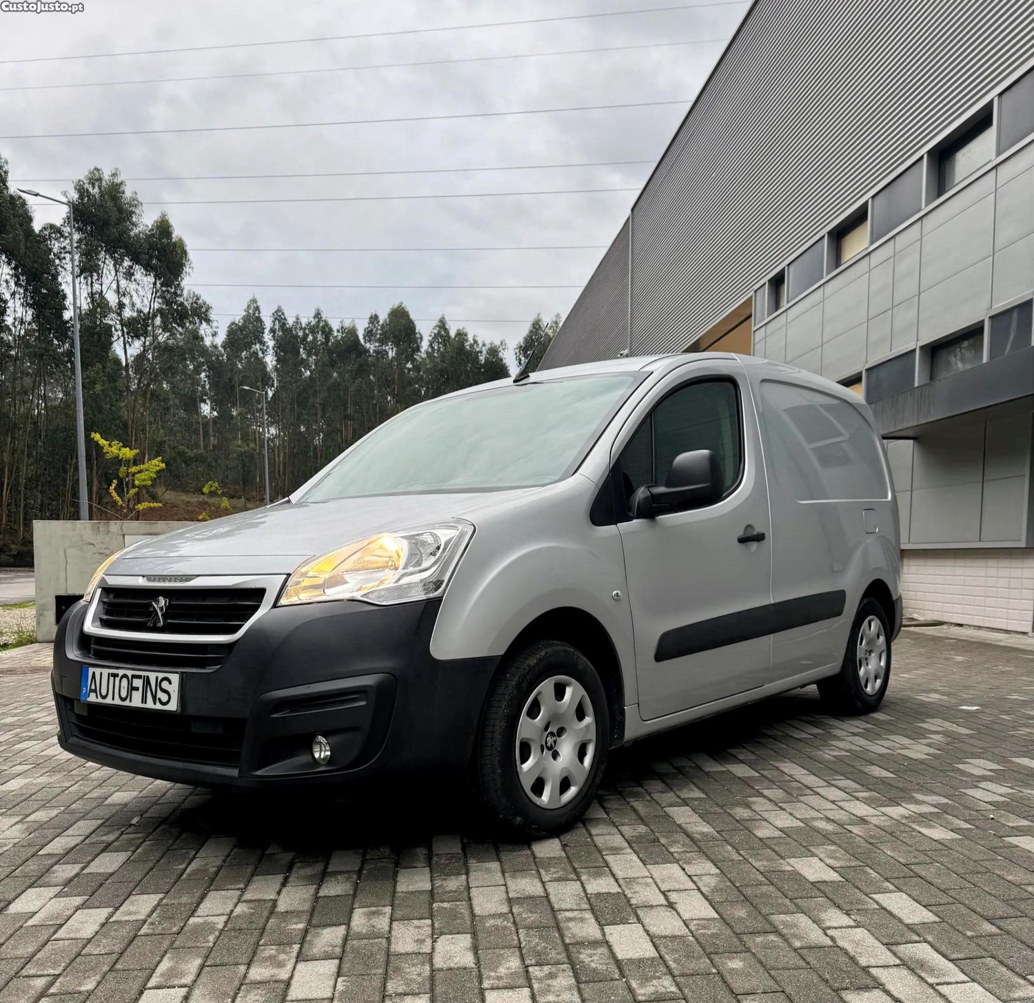 Peugeot Partner 1.6 BlueHDi L1 Premium 3L - 17 foto 3