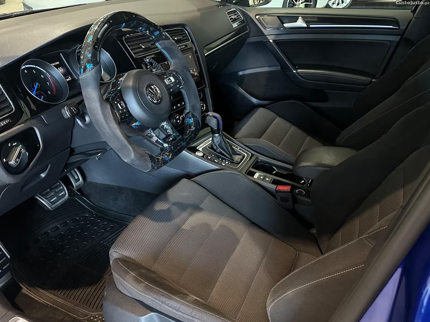Volkswagen Golf Variant 2.0 TSI R 4Motion — fotografia 15