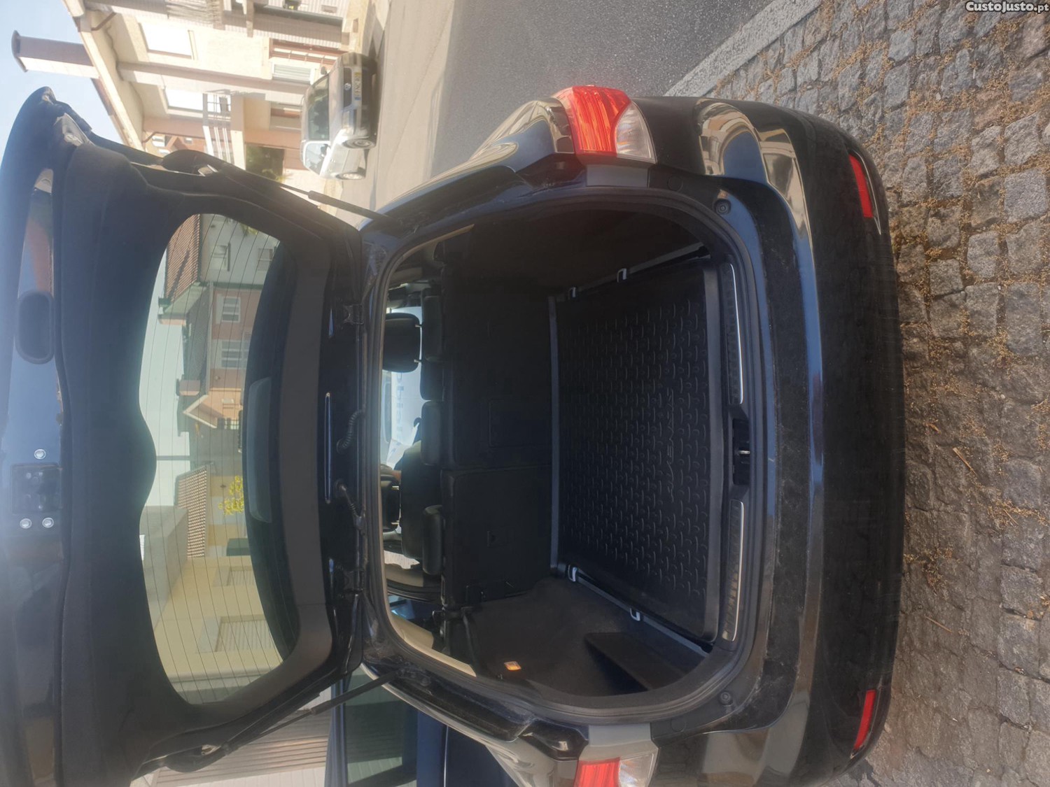 Toyota Avensis 2.0D — fotografia 3