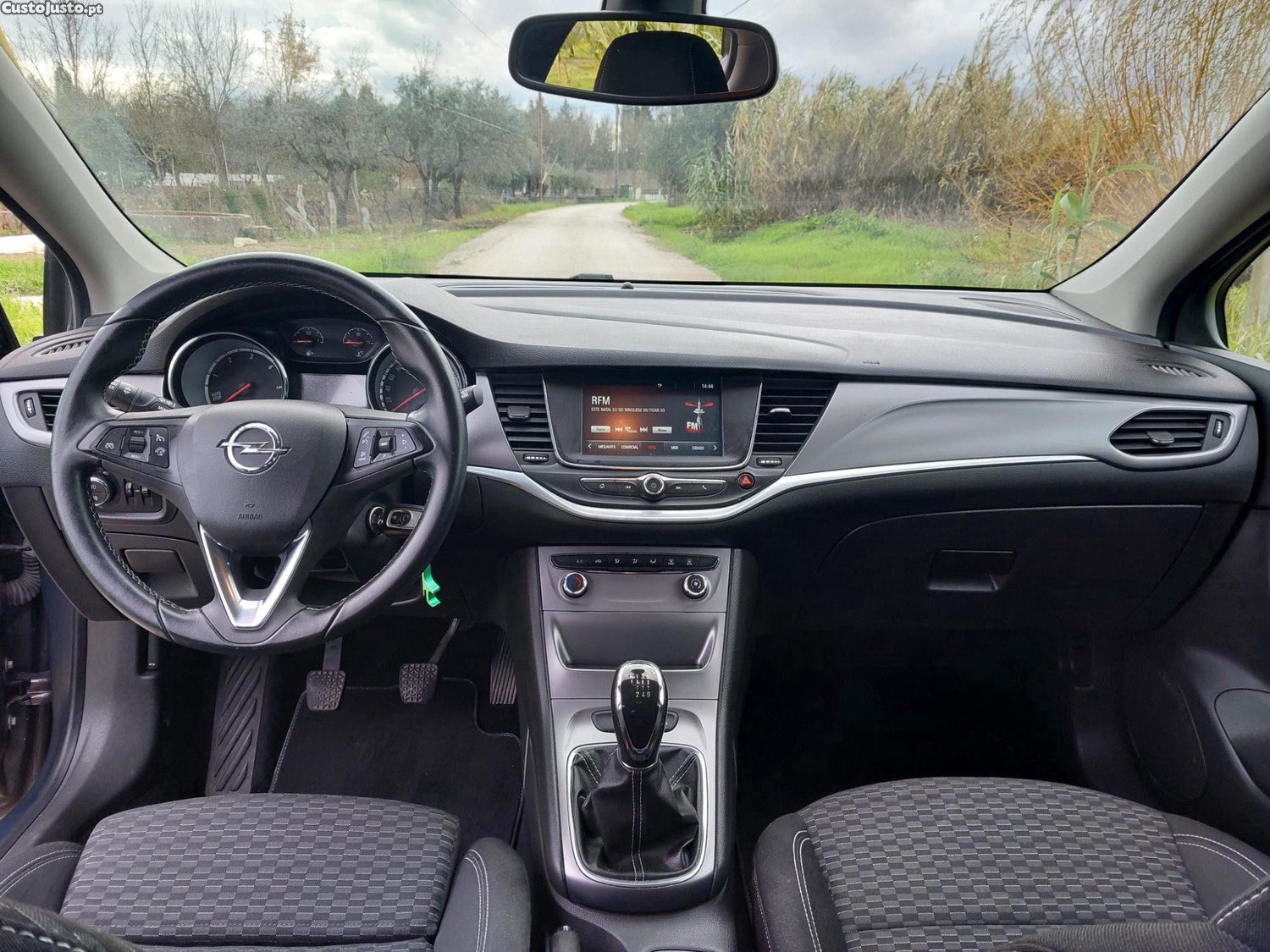 Opel Astra 1.6 TDCI 110cv — fotografia 5