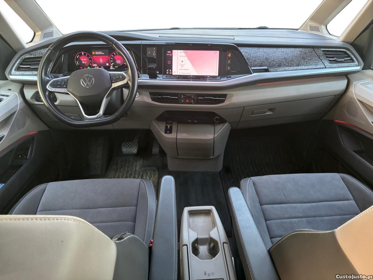 Volkswagen Multivan Court 1.4 eHybrid Life DSG6 — fotografia 9