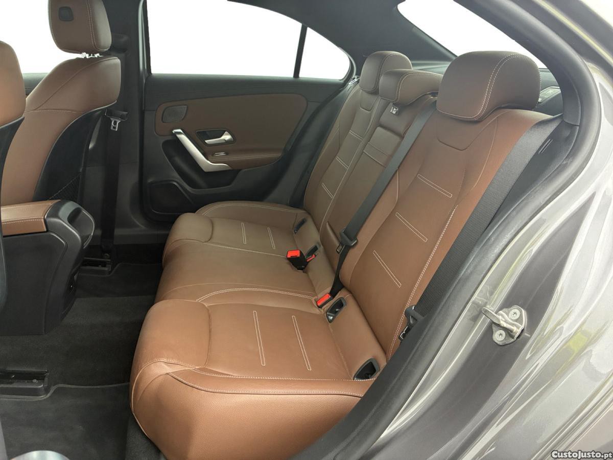 Mercedes-Benz A 250 e AMG Line — fotografia 4