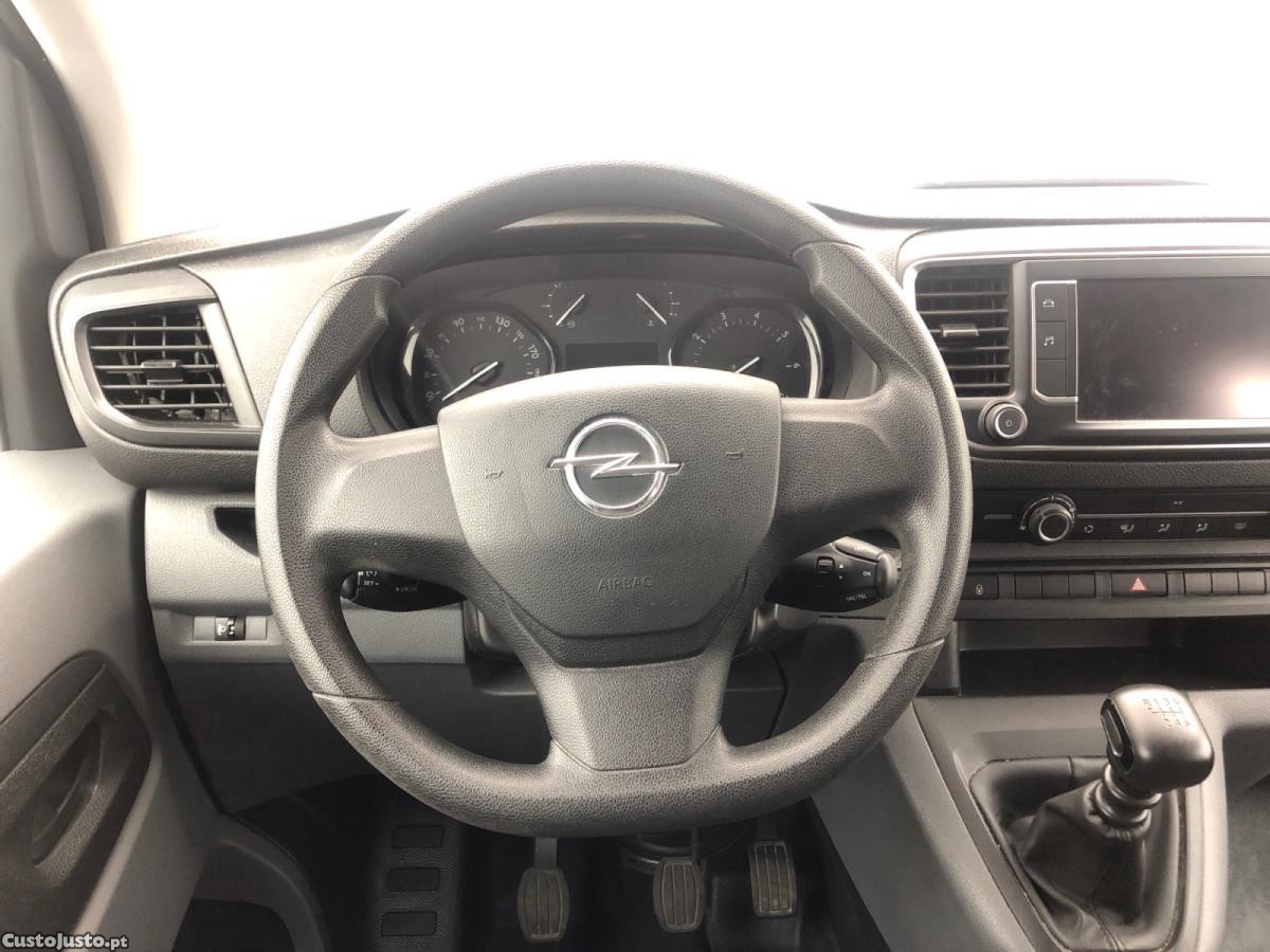 Opel Vivaro Combi 1.5 CDTi L3 — fotografia 4