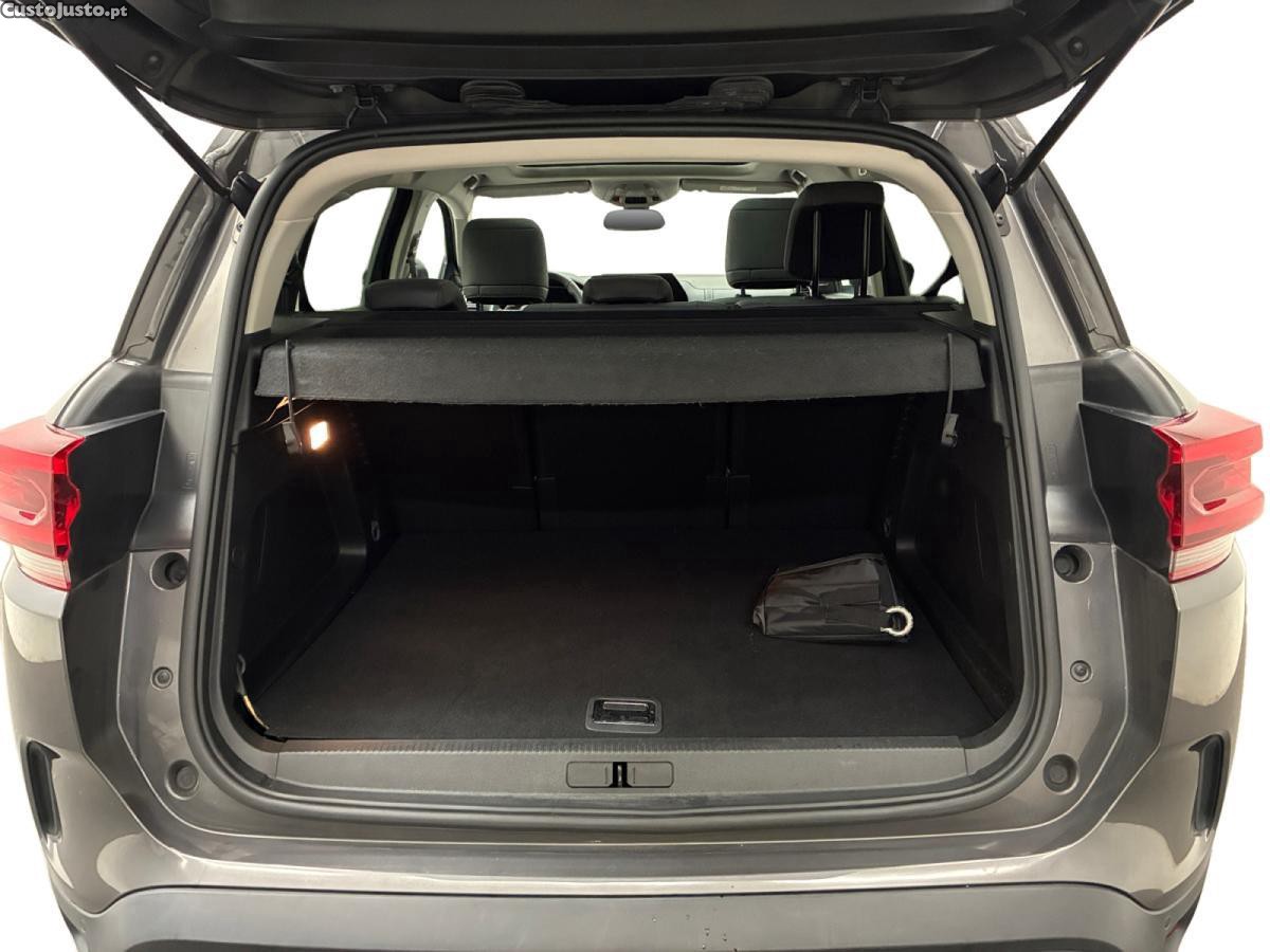 Citroën C5 Aircross 1.6 Hybrid Shine Pack e-EAT8 — fotografia 3