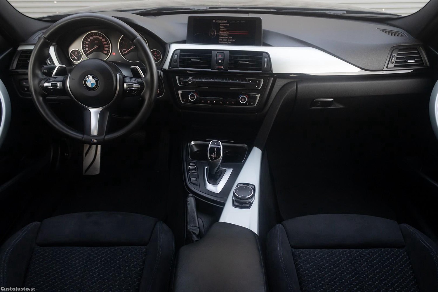 BMW 320 d Auto Pack M — fotografia 16