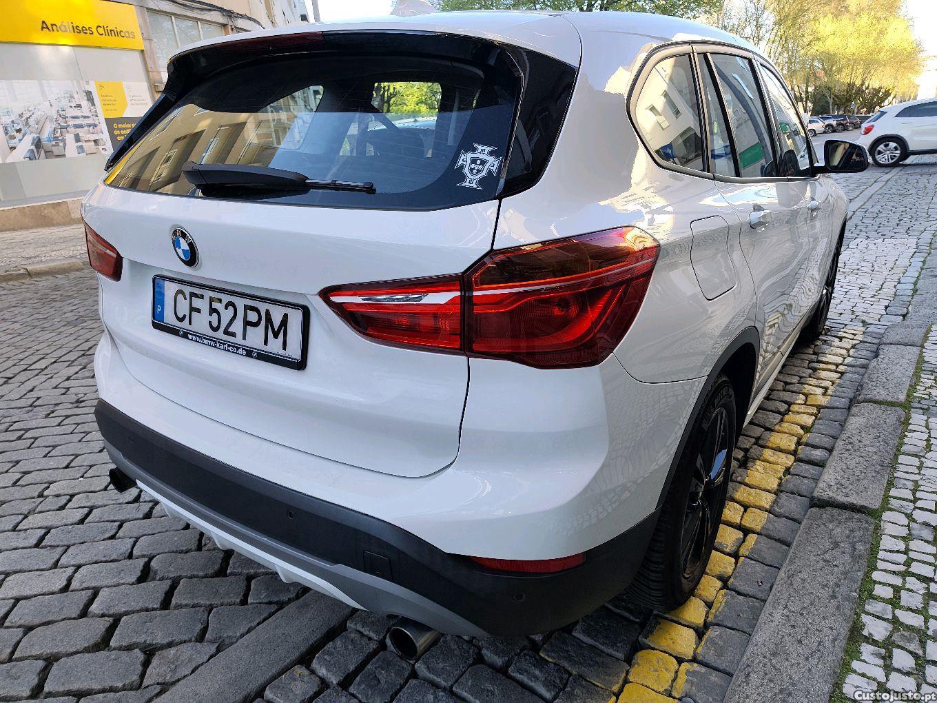 BMW X1 2.0 Sport Bi-Turbo — fotografia 11