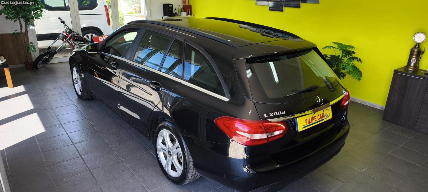 Mercedes-Benz C 200 CDI ELEGANCE — fotografia 16