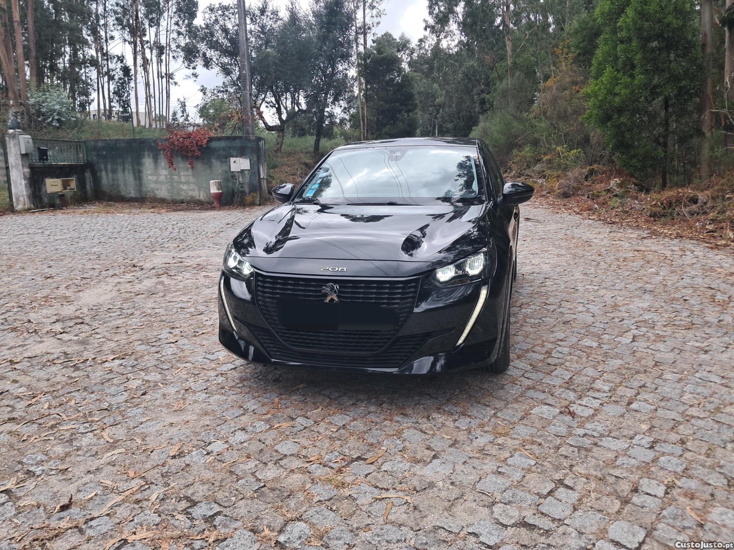 Peugeot e-208 Elétrico — fotografia 9
