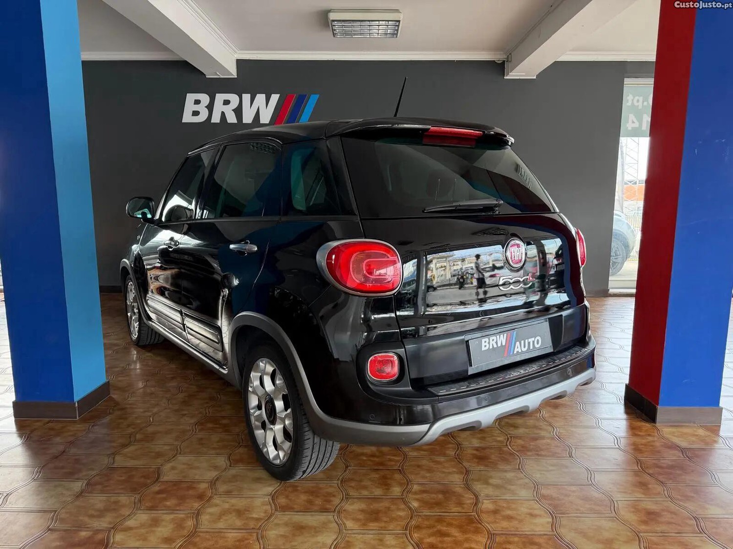 Fiat 500L 1.3 MJ Trekking S&S — fotografia 17