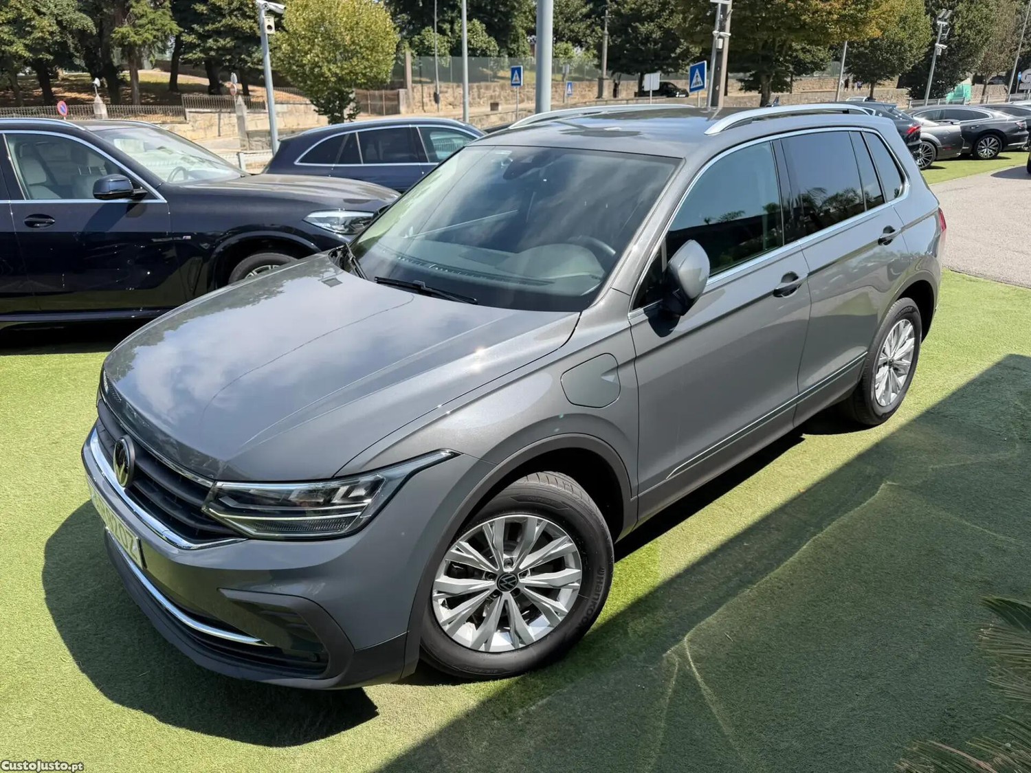 Volkswagen Tiguan 1.4 TSI eHybrid Life DSG — fotografia 26