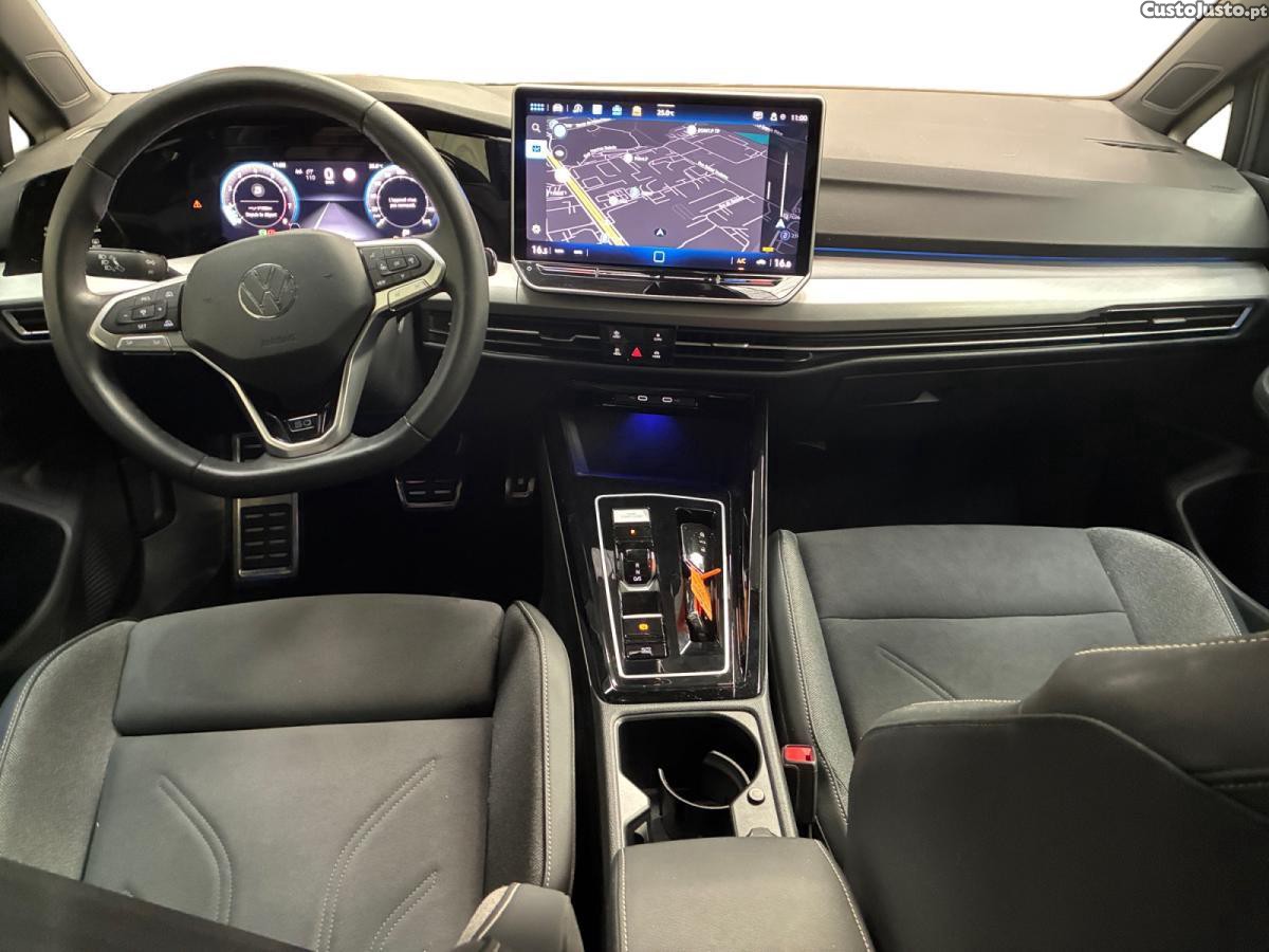 Volkswagen Golf 1.5 eTSI EVO2 Edition 50 DSG — fotografia 6