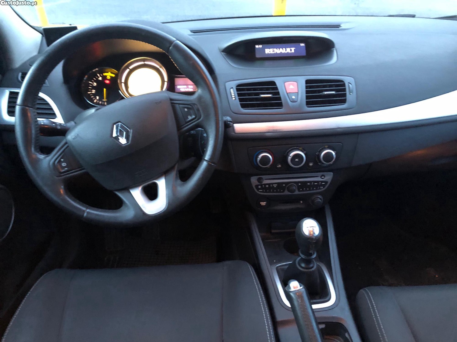 Renault Mégane 1.5 dCi Break — fotografia 4
