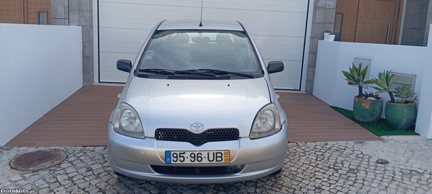 Toyota Yaris 1.0 VVTi, 1 único proprietário, com A/C , com apenas 152599km em ótimo estado. — fotografia 11