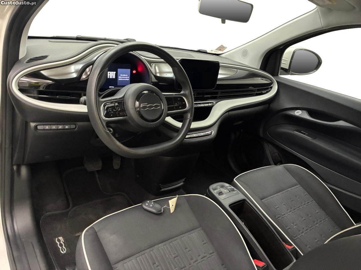 Fiat 500 e 23.8 KWh Action — fotografia 8