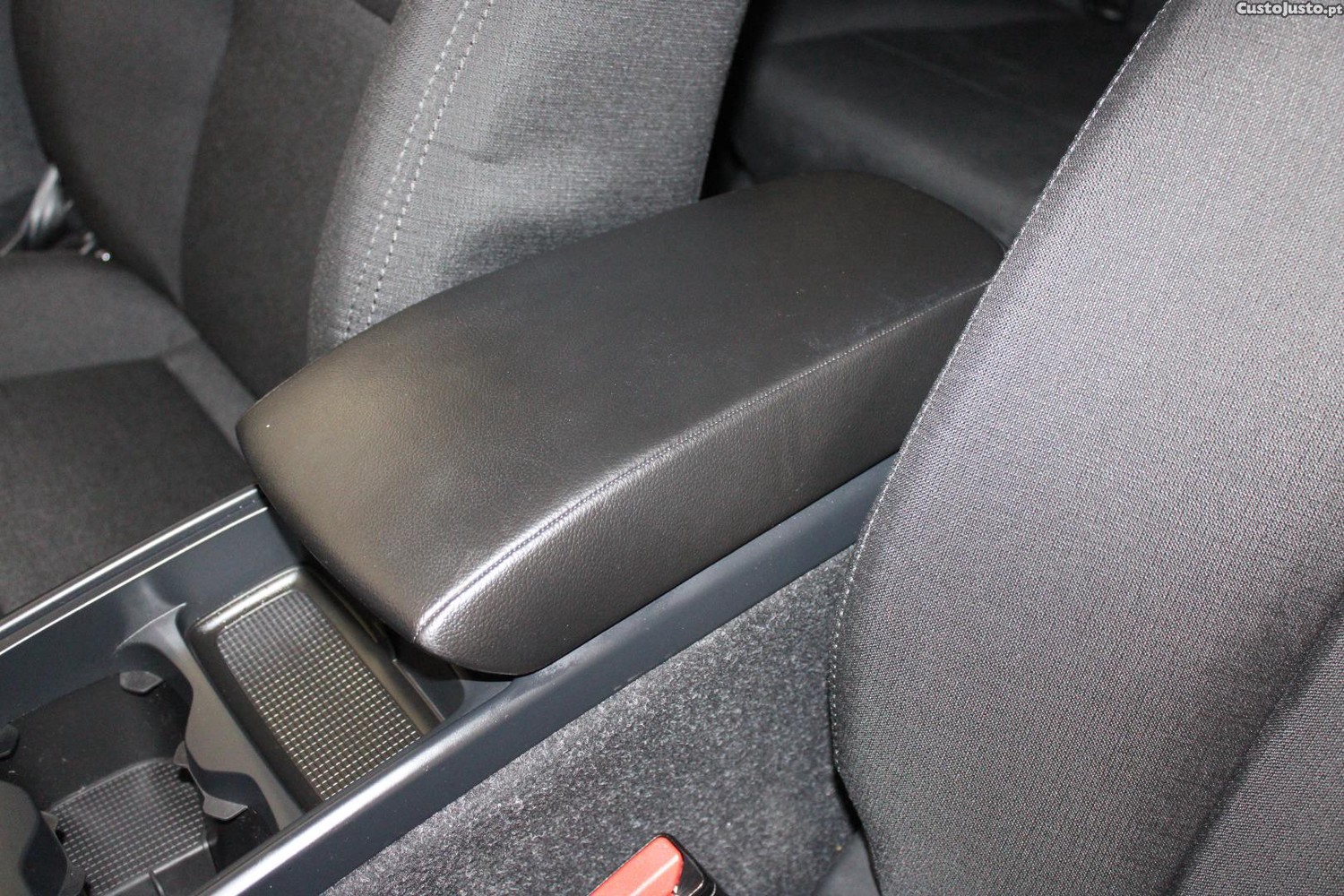 Volvo XC 40 D3 2.0 — fotografia 12