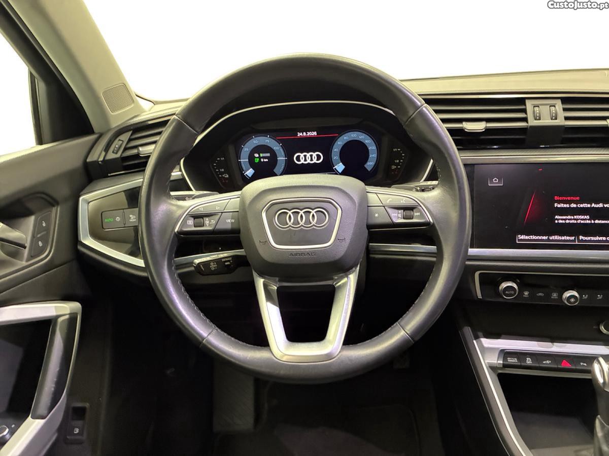 Audi Q3 45 TFSIe S tronic - 23 — photo 5