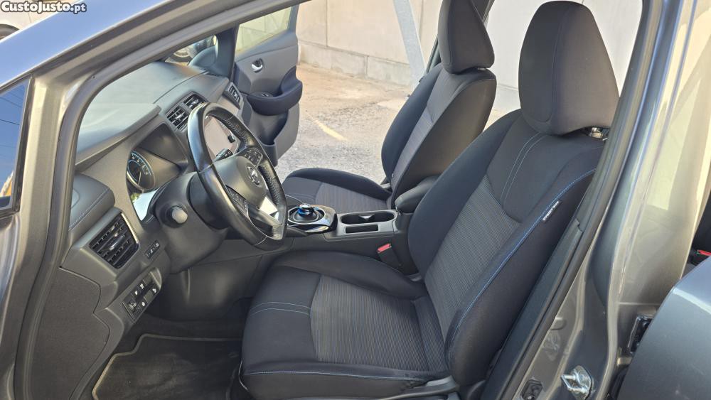 Nissan Leaf Acenta — fotografia 14