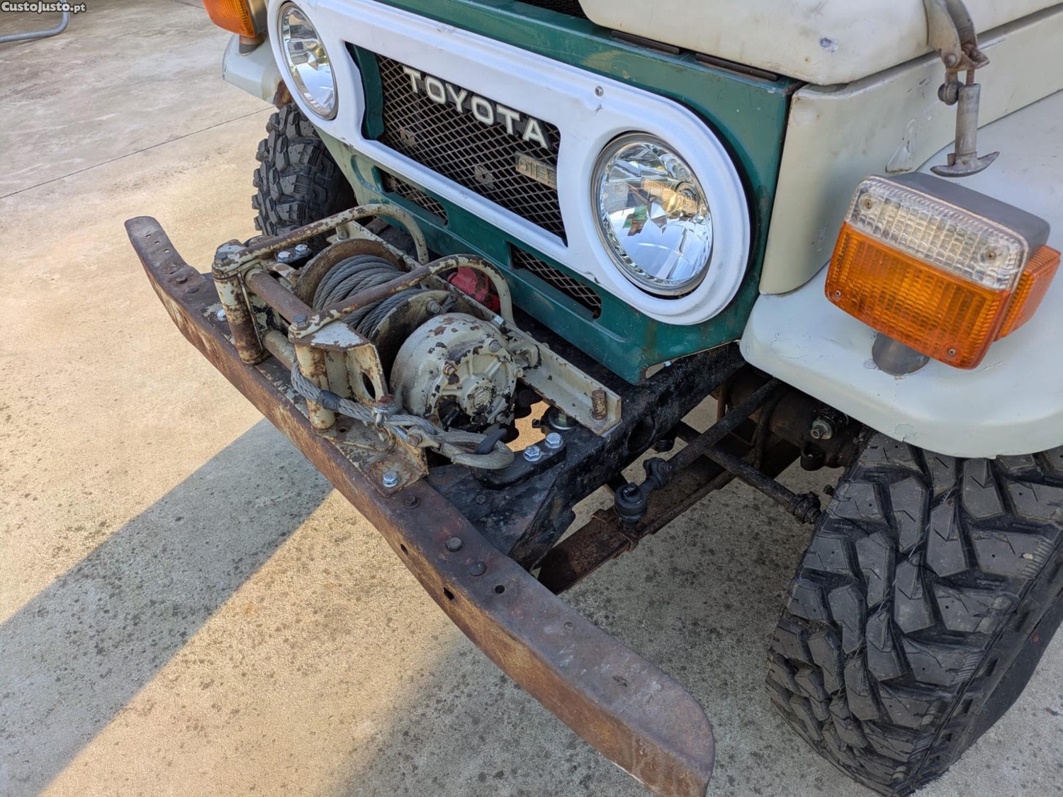 Toyota Land Cruiser HJ45 foto 3