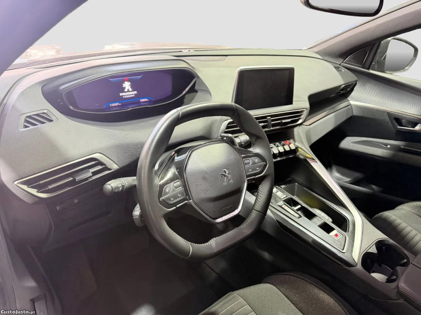 Peugeot 5008 1.2 PureTech Allure Pack EAT8 — fotografia 4