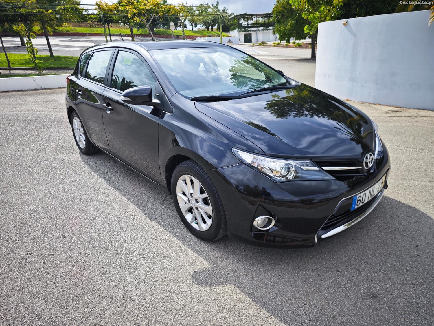 Toyota Auris 1.3 VVTI Apenas 34.000kms 1 Dono - 13 foto 4