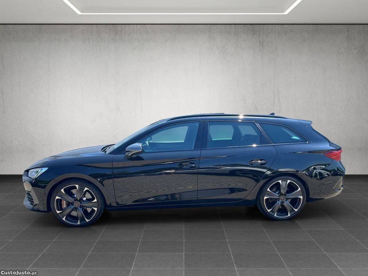SEAT Leon 2.0 TSi VZ — fotografia 10