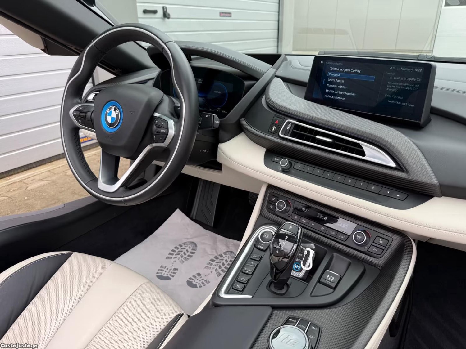 BMW i8 Roadster First Edition — fotografia 8