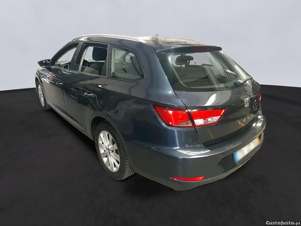 SEAT Leon ST 1.6 TDI Style 115cv — fotografia 19