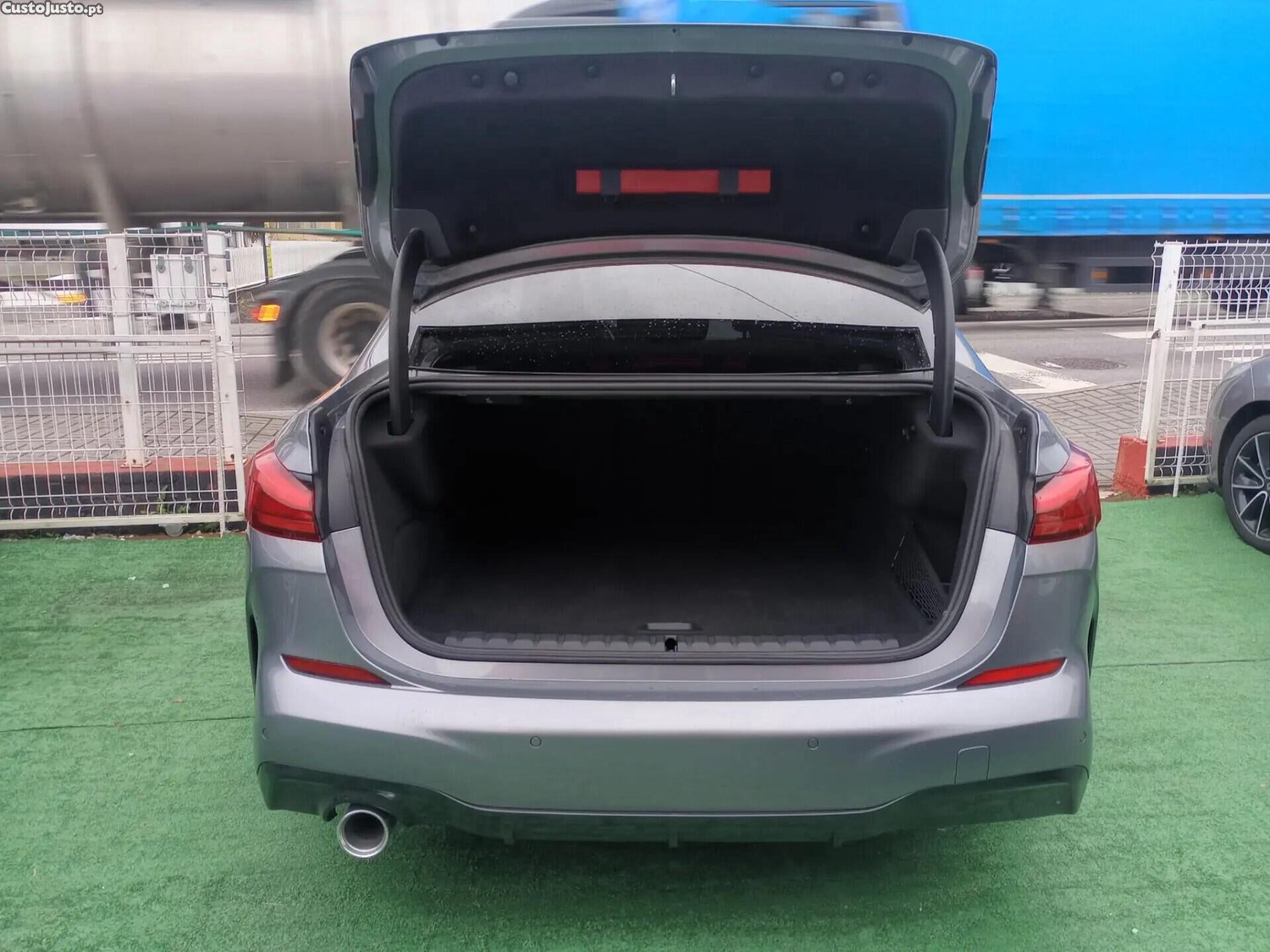 BMW 216 d Pack Desportivo M — fotografia 12