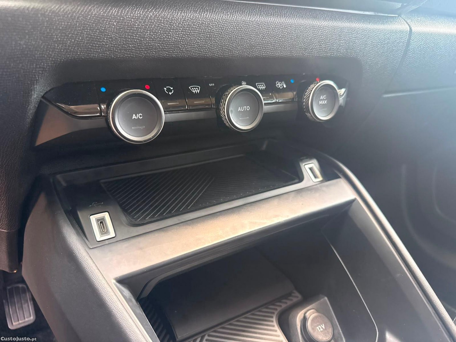 Citroën e-C4 50 kWh Feel Pack — fotografia 8