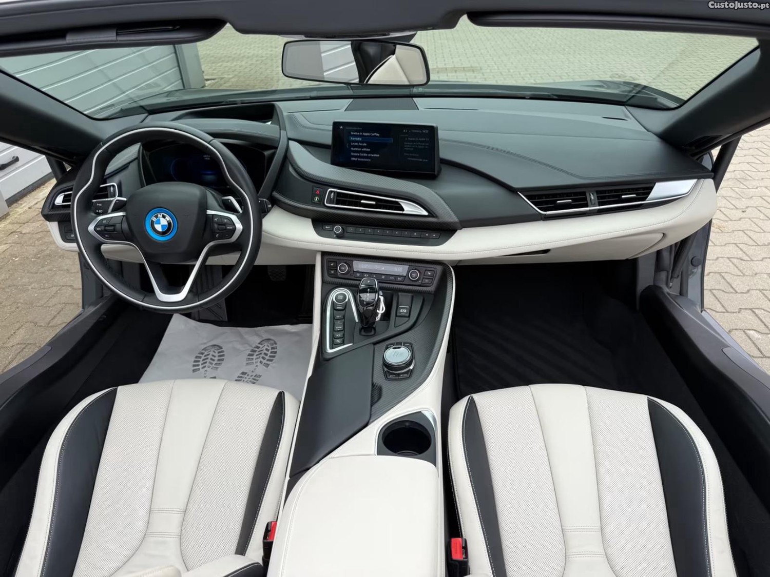 BMW i8 Roadster First Edition — fotografia 7