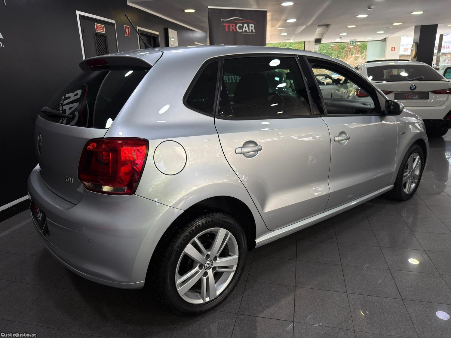 Volkswagen Polo 1.2 TDi BlueMotion — fotografia 17