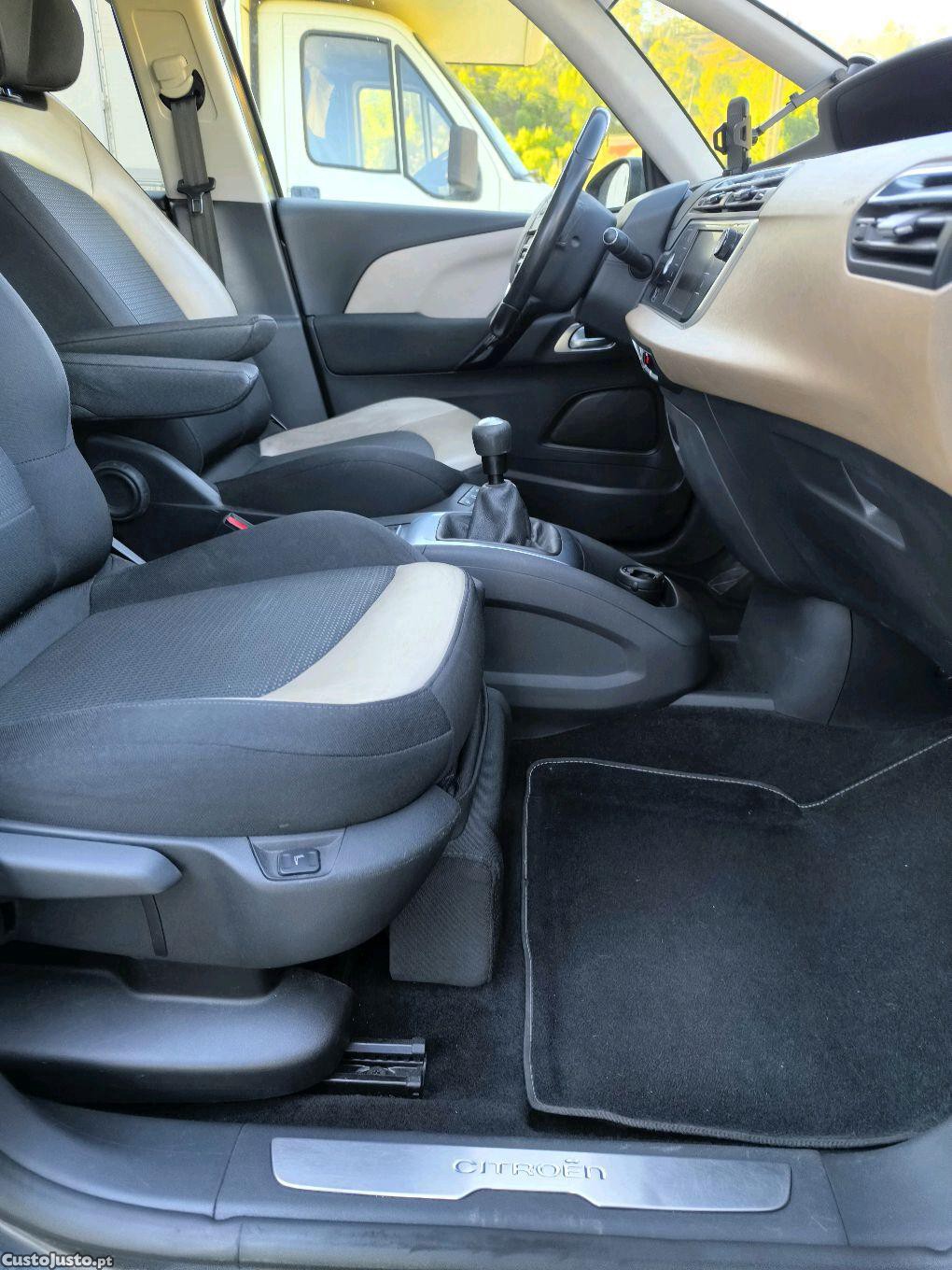 Citroën C4 Picasso Exclusive — fotografia 5