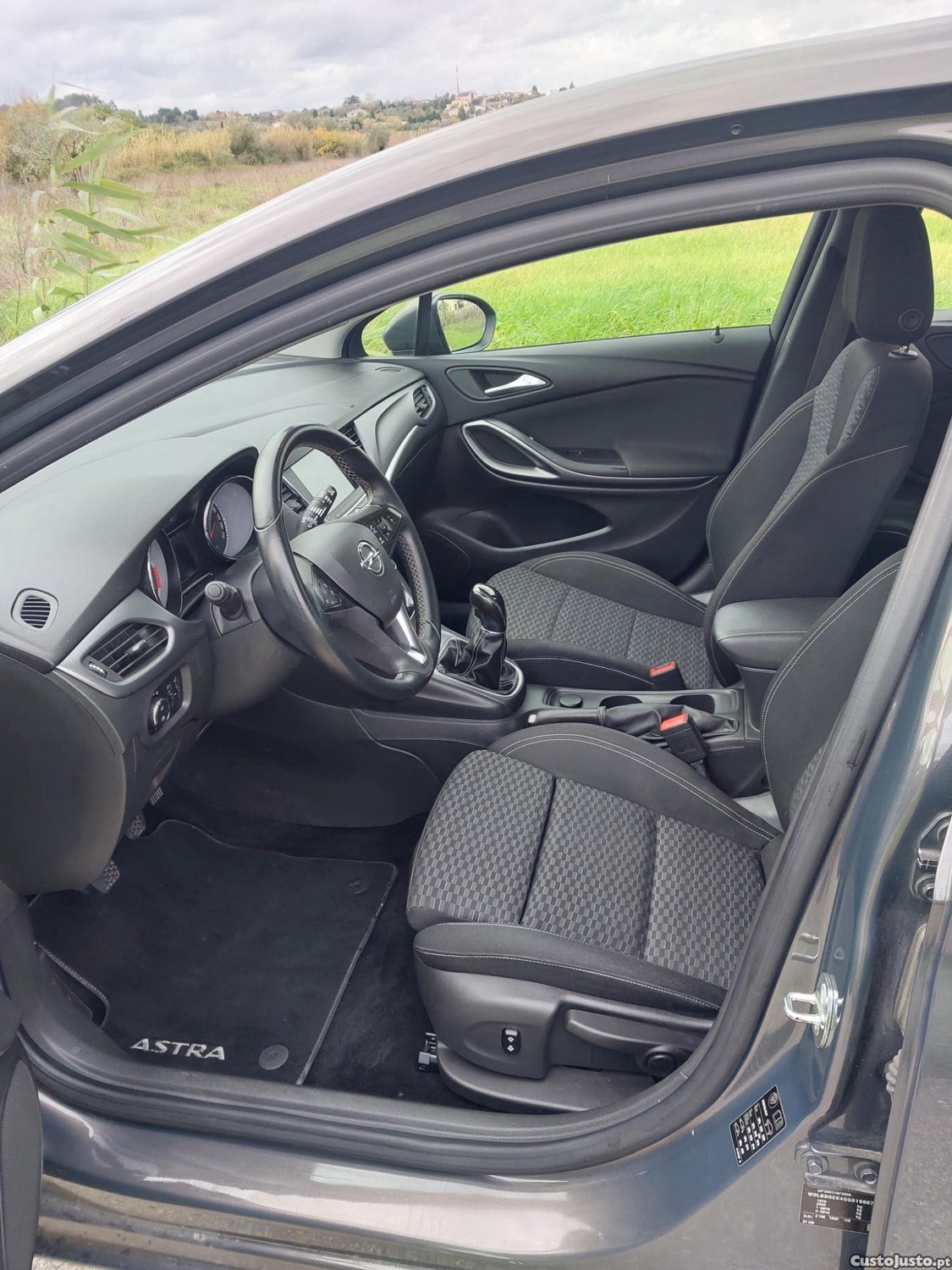 Opel Astra 1.6 TDCI 110cv — fotografia 4