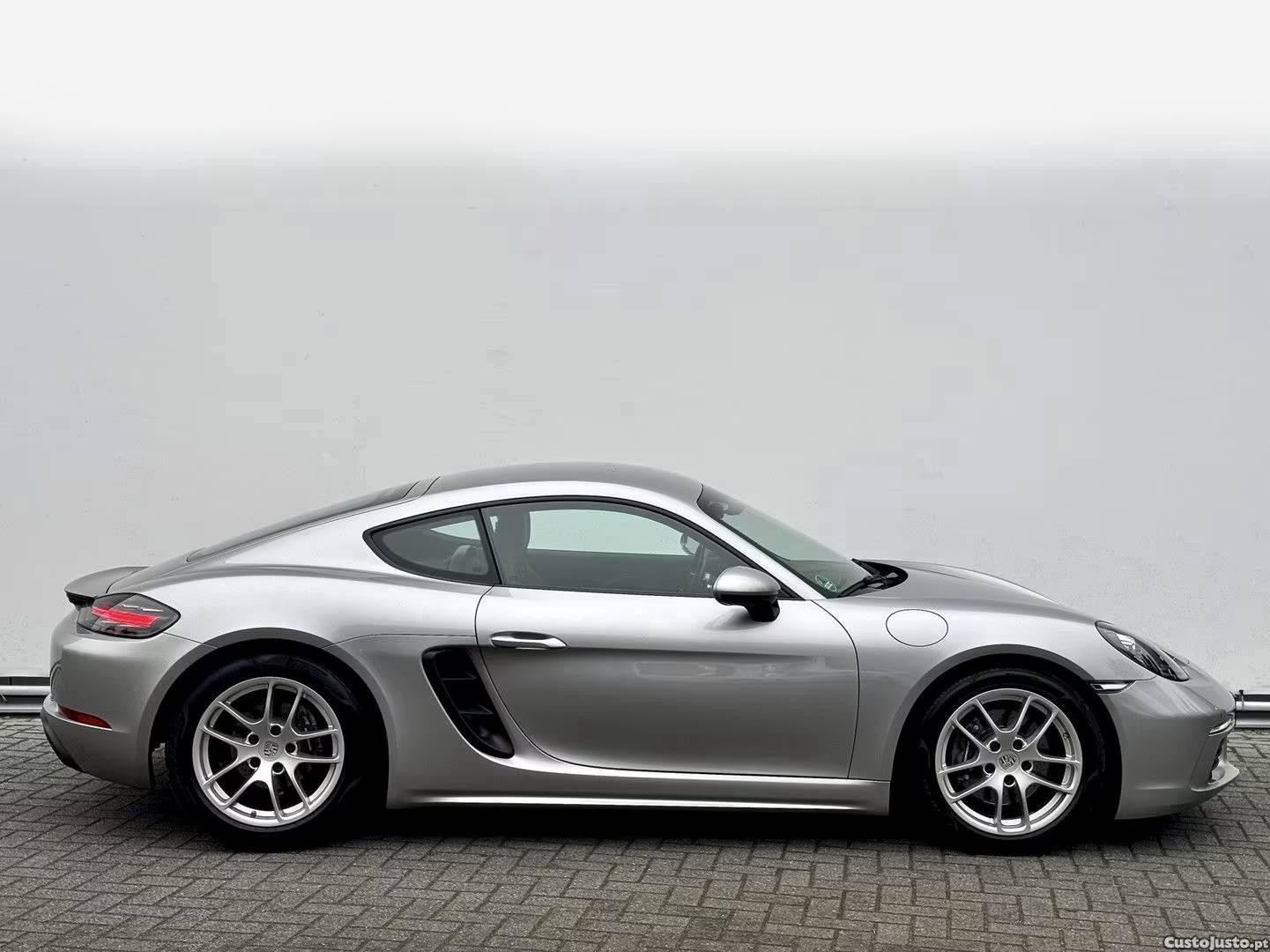 Porsche Cayman 300 PK — fotografia 18