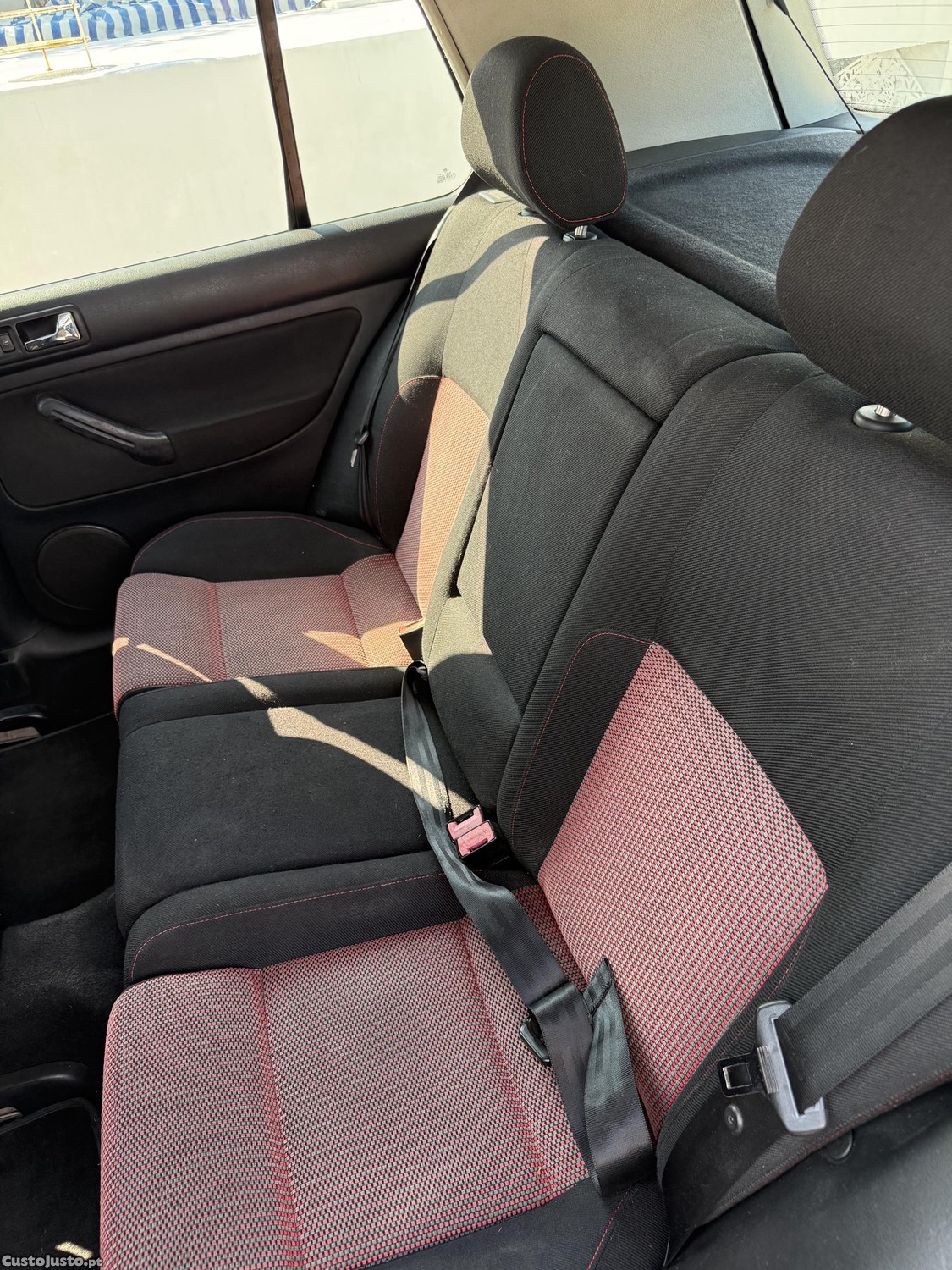 Volkswagen Golf 1.9 tdi — fotografia 6
