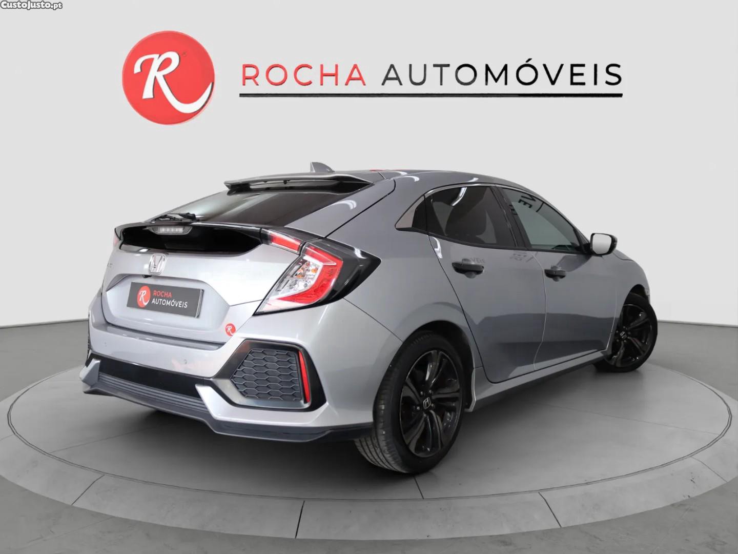 Honda Civic 1.0 i-VTEC Executive CVT — fotografia 13