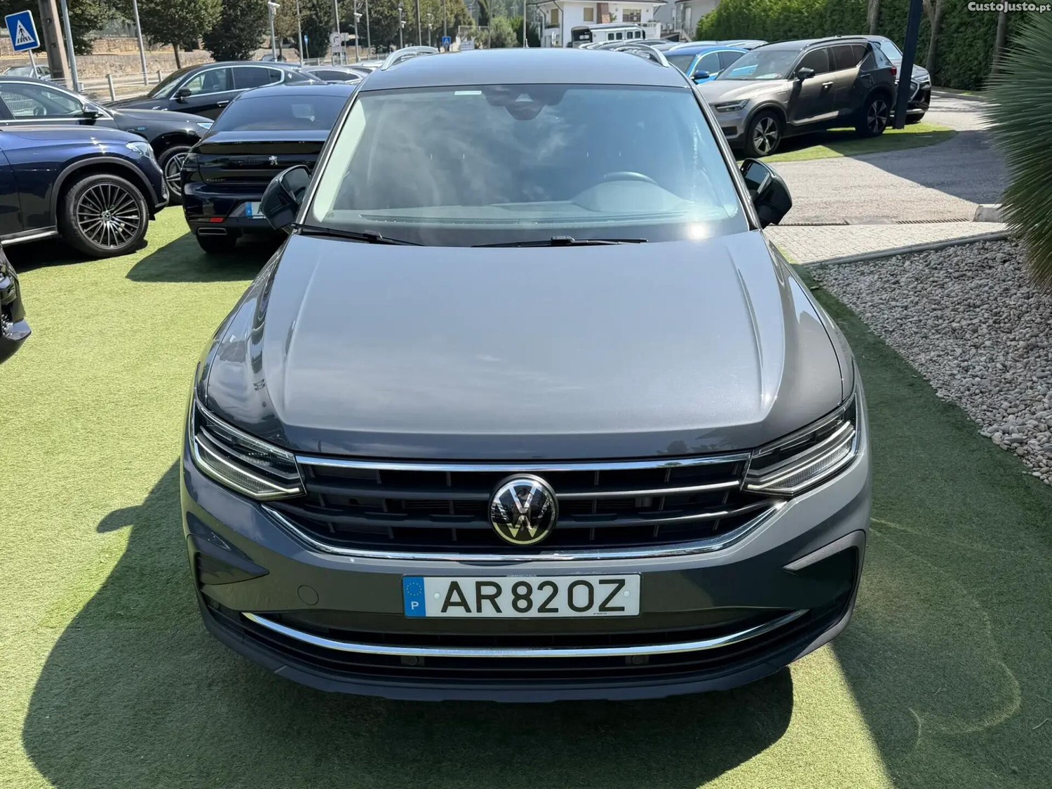 Volkswagen Tiguan 1.4 TSI eHybrid Life DSG — fotografia 25