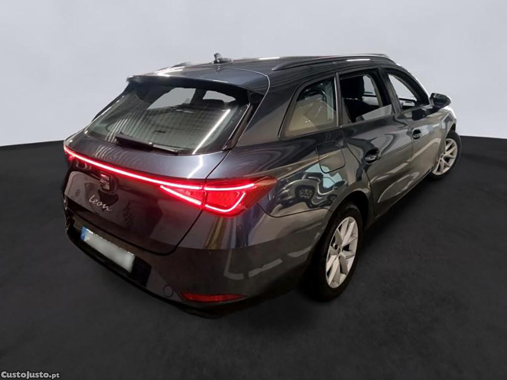 SEAT Leon ST 2.0 TDI Style — fotografia 22