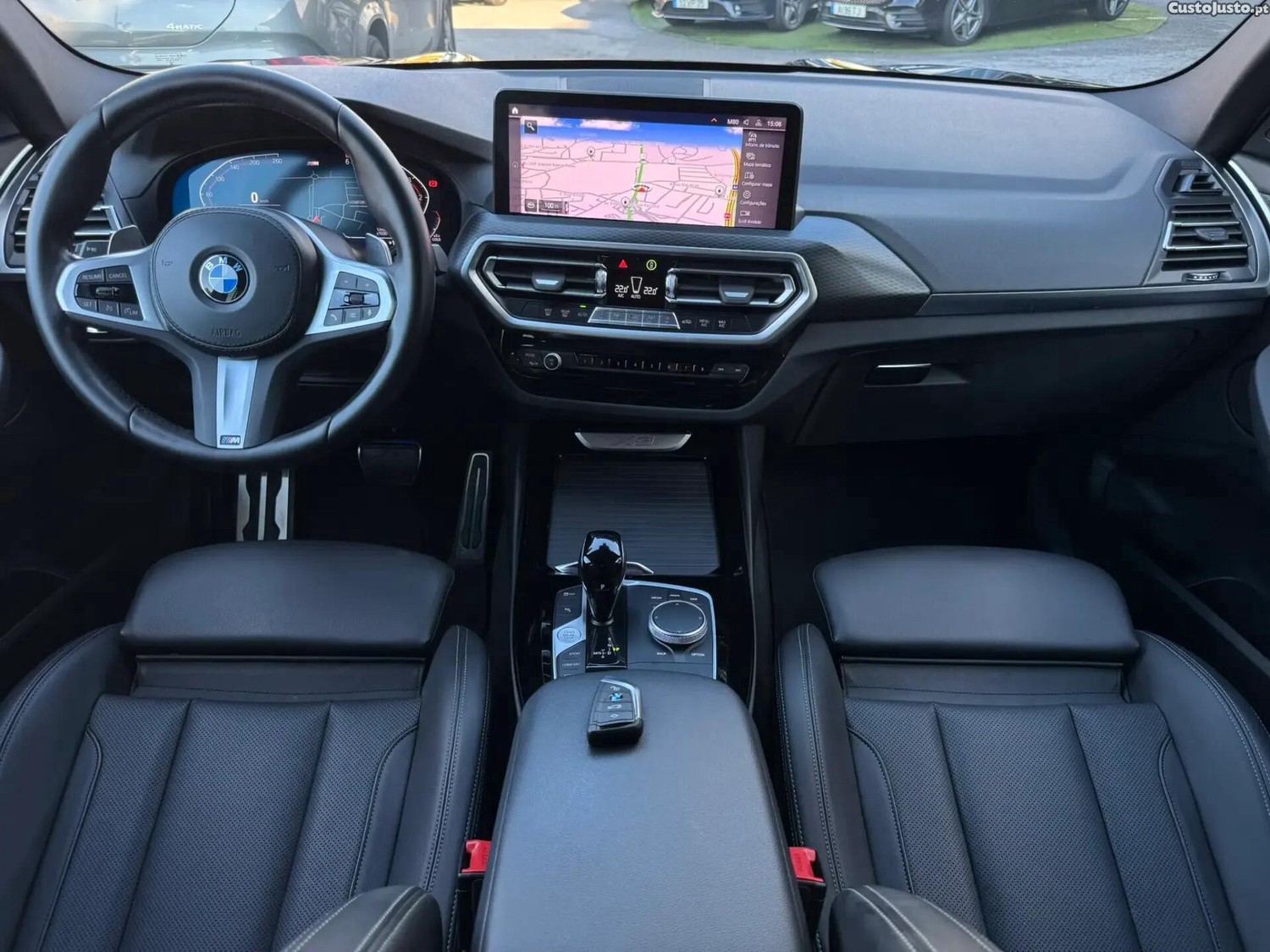 BMW X3 18 d sDrive Pack M Auto — fotografia 12