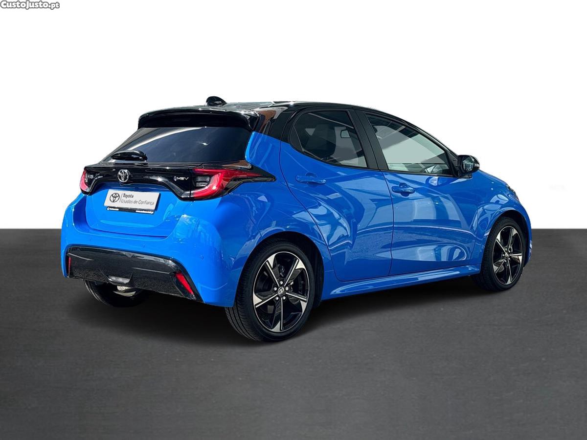 Toyota Yaris 1.5 HDF Premier Edition — fotografia 3