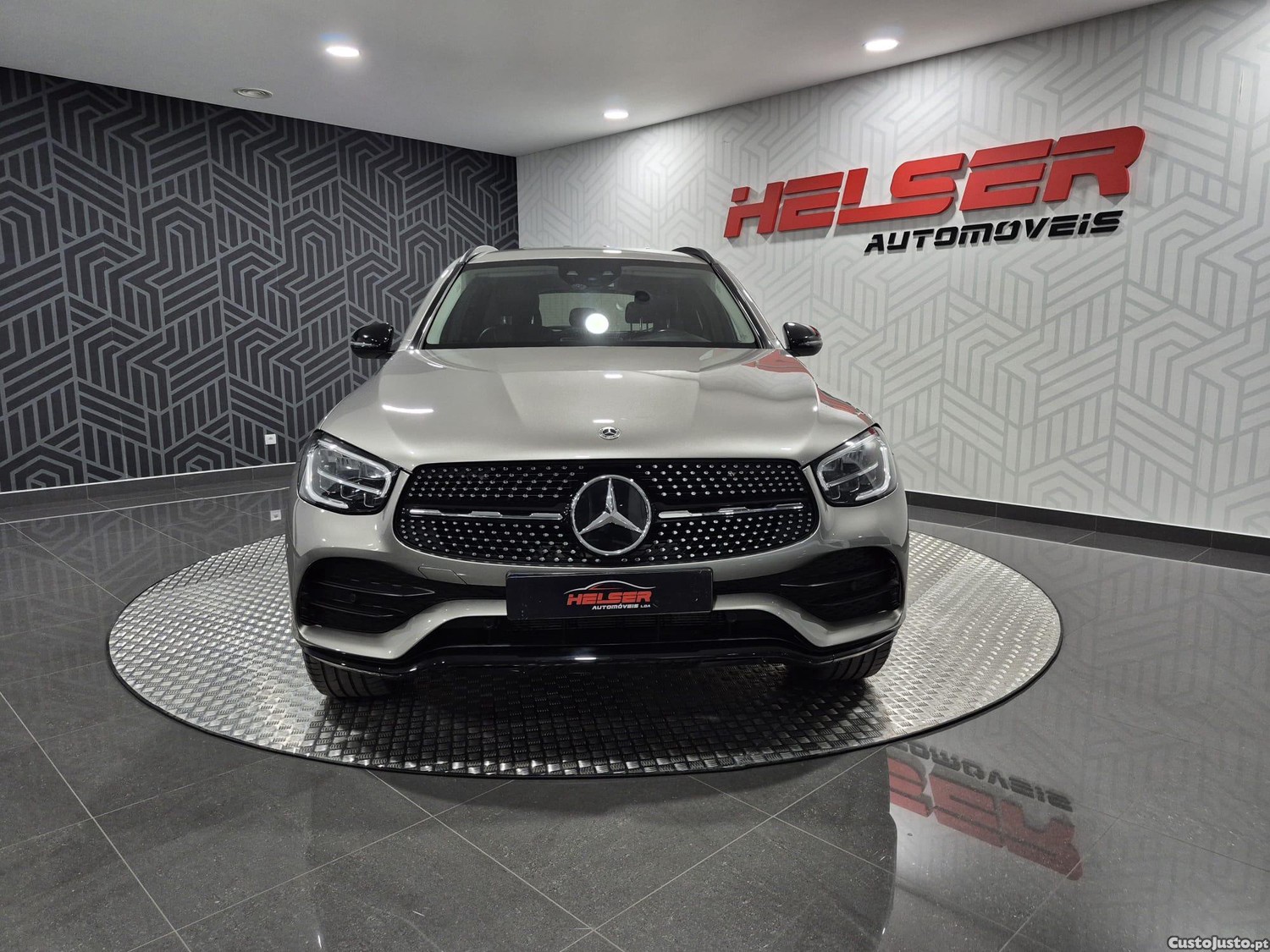 Mercedes-Benz GLC 300 de 4Matic 9G-TRONIC AMG Line — fotografia 11