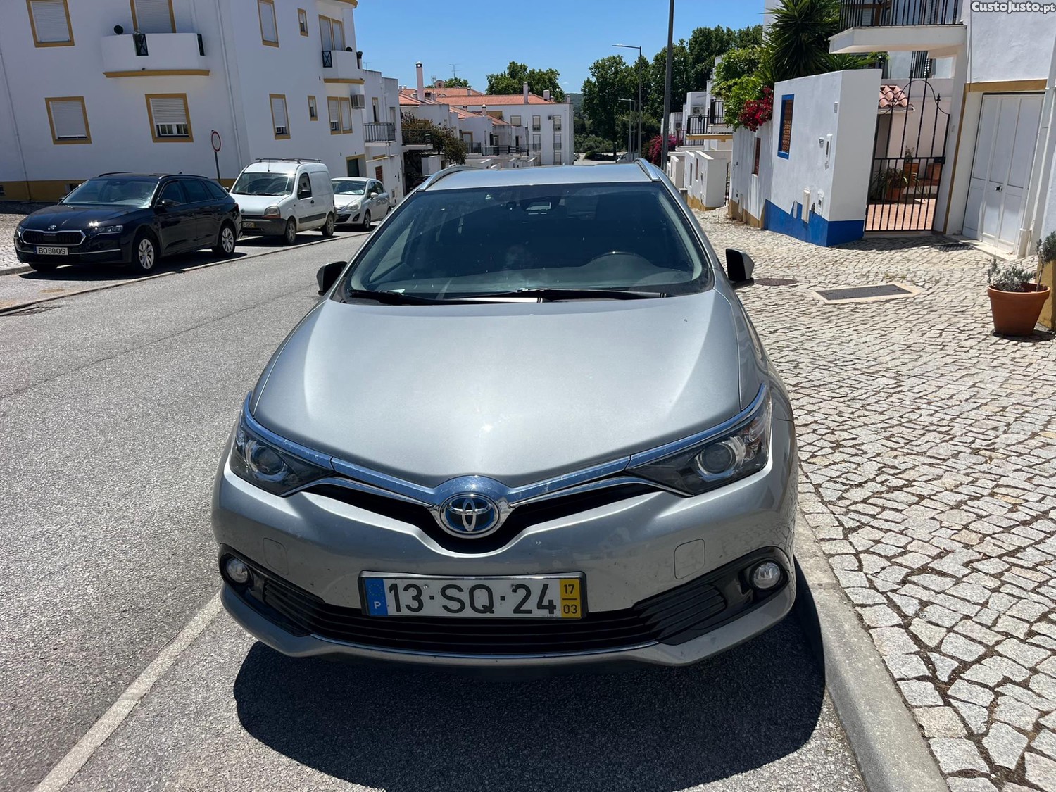 Toyota Auris Hibrid — fotografia 7