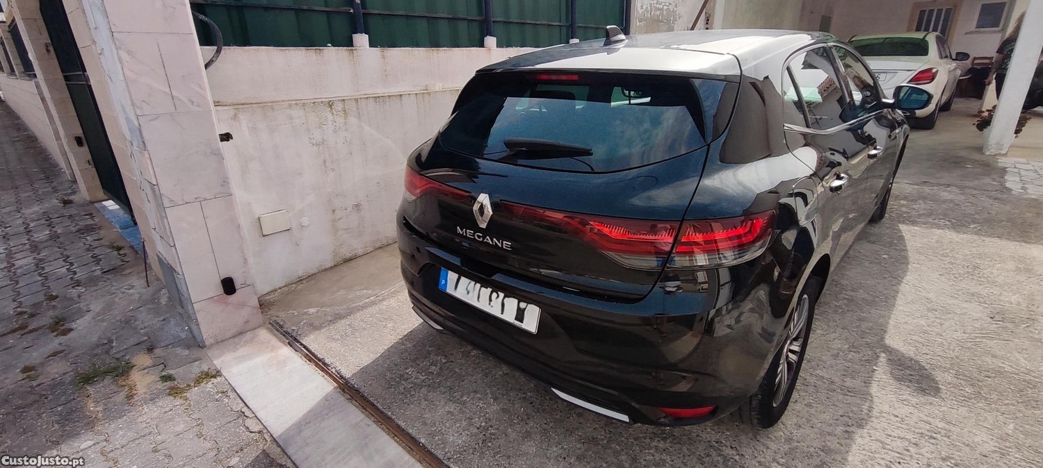 Renault Mégane 1.5 Blue dCi Intens — fotografia 9
